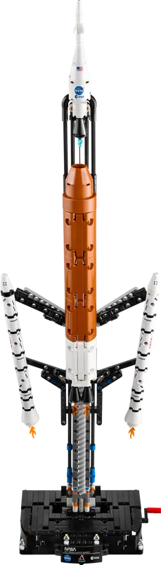 Lego: Technic - NASA Artemis Space Launch System Rocket - Image 2